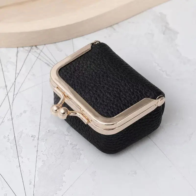 Pochette de voyage Simone - Vue dessus d un petit coffret de transport pour petits objets - Garde Bijoux