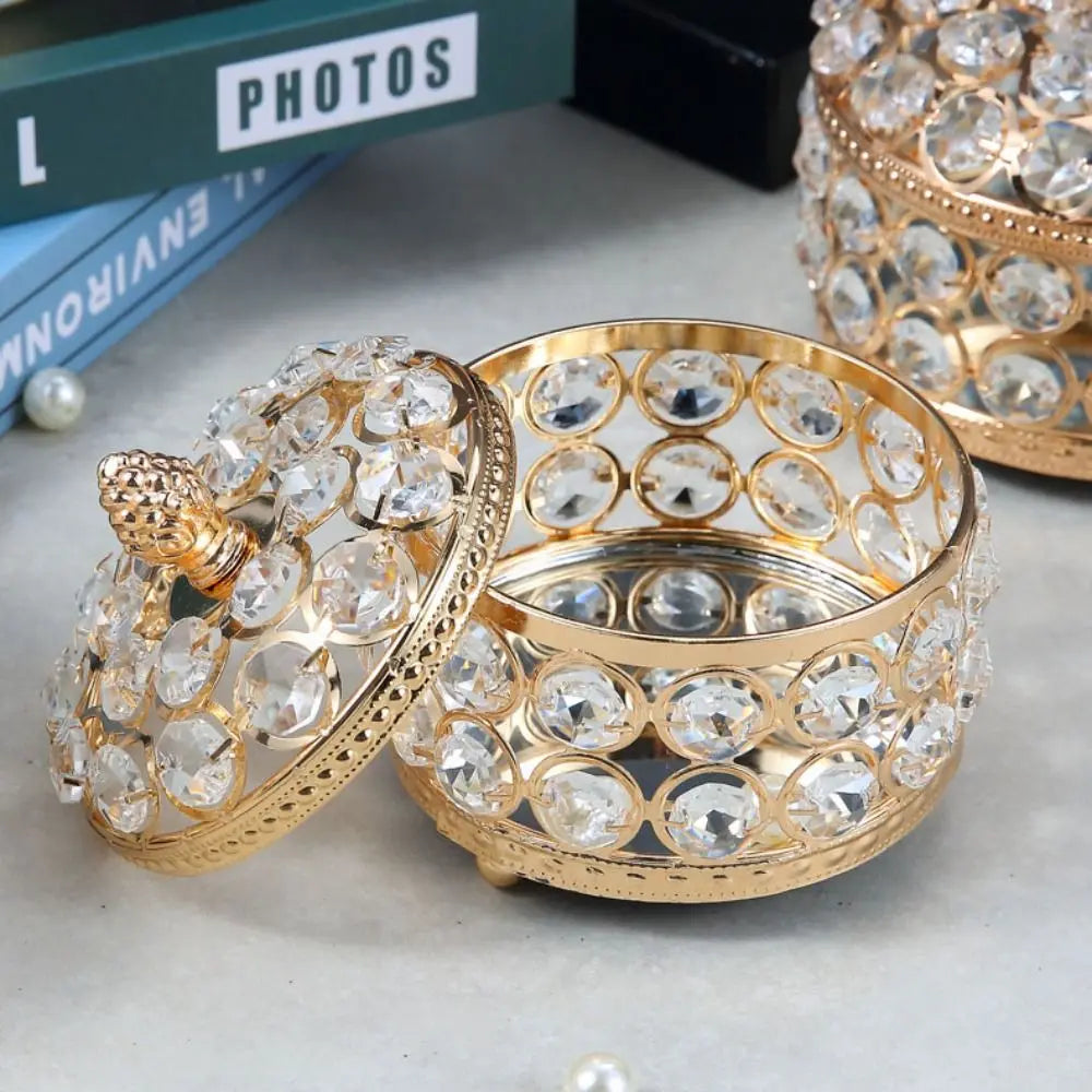 Boîte ronde Jannine - Boîte à bijoux ronde dorée avec cristaux - Garde Bijoux