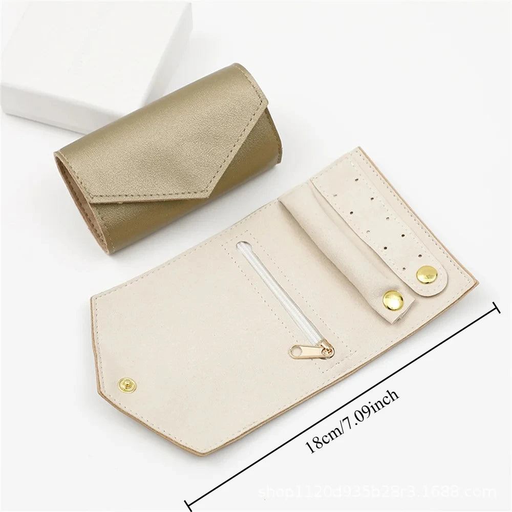 Pochette de voyage Gisèle - Pochette souple beige pour colliers et boucles - Garde Bijoux
