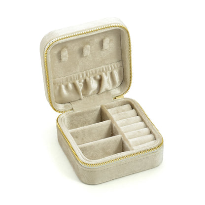 Boîte de voyage Camille - Interieur d un petit coffret de voyage pour bagues - Garde Bijoux