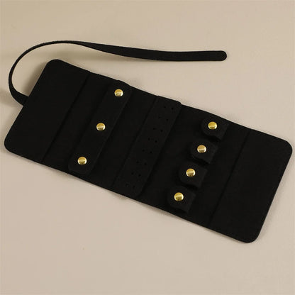 Pochette de voyage Odette - Vue rapprochée des fixations dorées de la pochette - Garde Bijoux